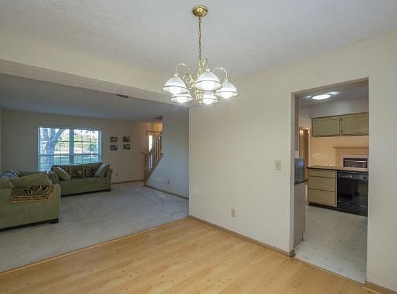 5th image of 6657 Delburn Ct