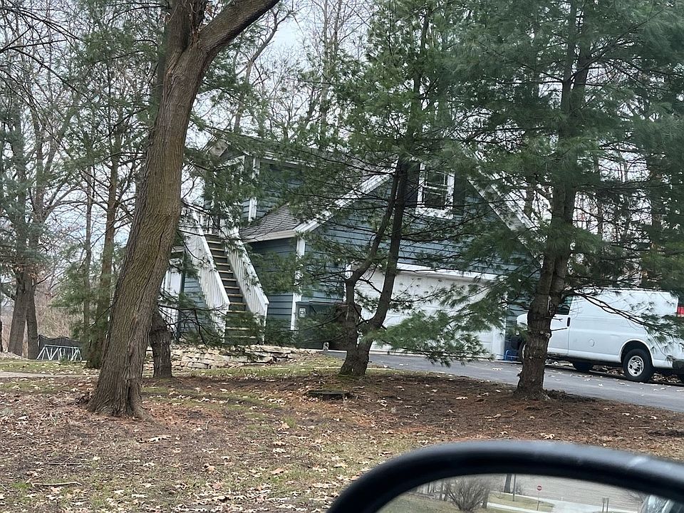 2nd image of 1418 Oakleaf Dr