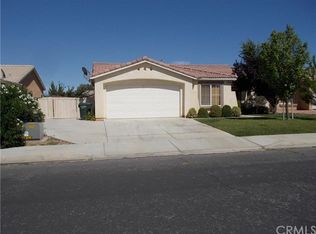 13515 Fox Point Rd, Victorville, CA 92392