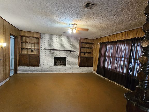 3rd image of 4732 Spiva Dr