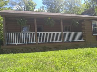 534 Pleasant St, Southbridge, MA 01550
