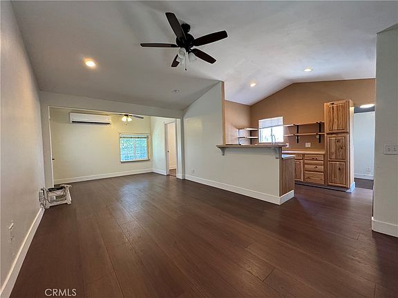 3rd image of 23790 Clara Pl