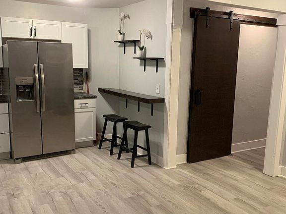 5th image of 430 Surby Ave