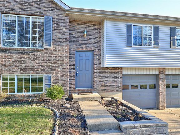 3rd image of 151 Meadow Creek Dr