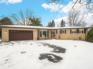 18830 S Carrie Ct, Mokena, IL 60448