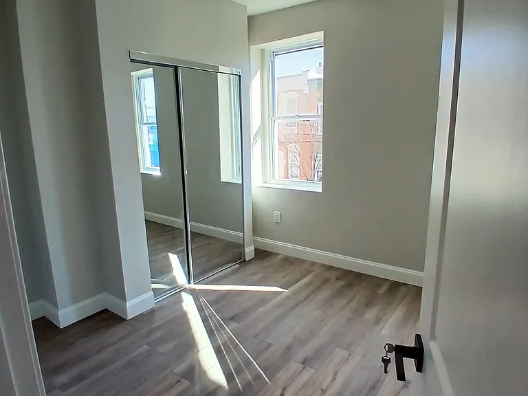 3346 N Howard St #2 — Photo 4