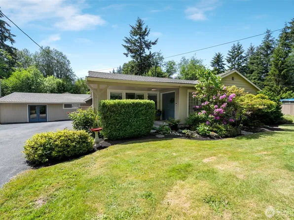 1918 S Lake Stickney Dr, Lynnwood, WA 98087