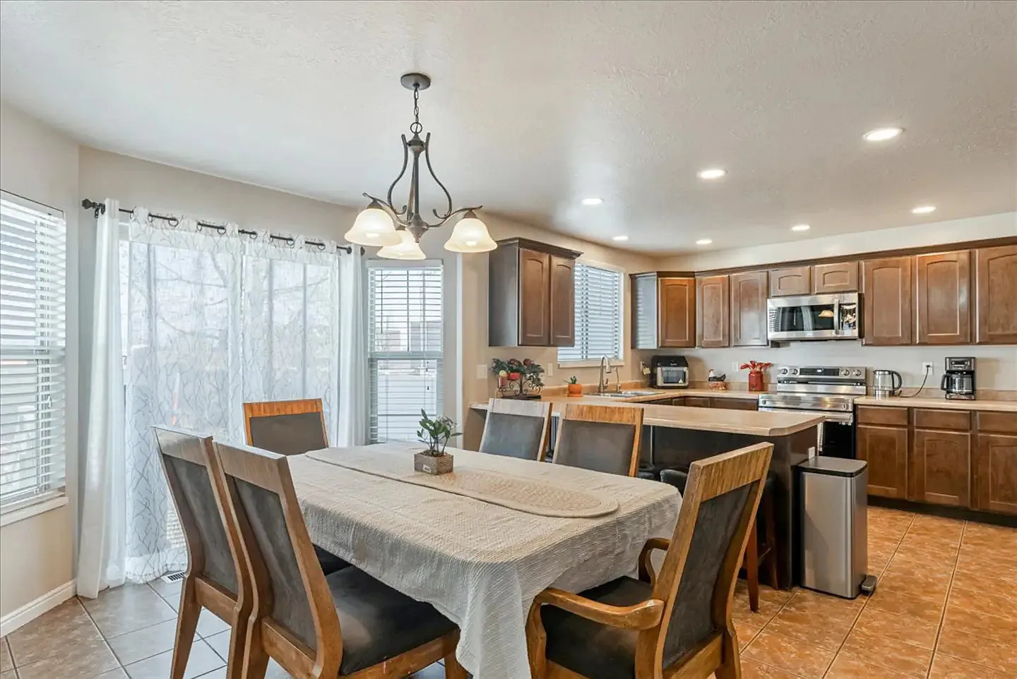 S James Cir, Clearfield — Photo 2