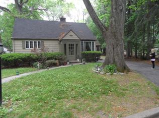 29 Sterling Pl, Glen Rock, NJ 07452