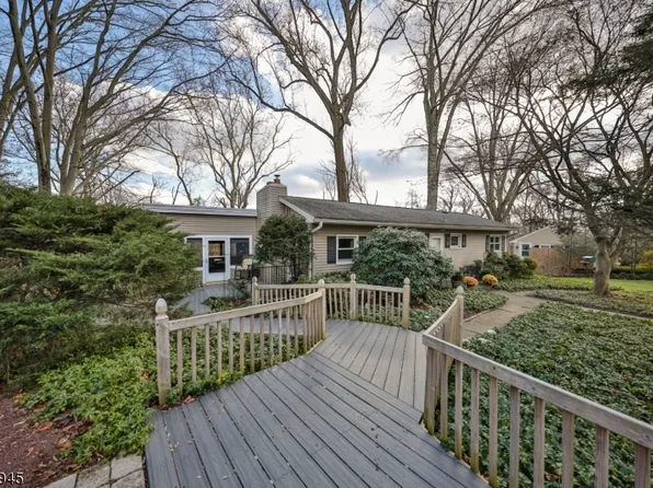 13 Fern Ridge Ln, Hopewell Twp., NJ 08560
