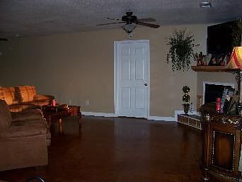 Great Room w/ Corner Fireplace