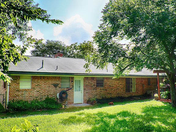 5th image of 1150 Hollyhock Ln