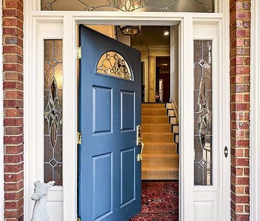 3rd image of 3685 Peachtree Rd NE APT 1