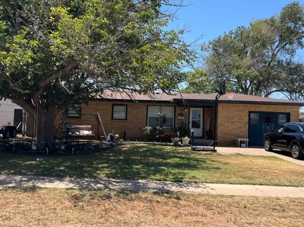 1005 NW 3rd St, Andrews, TX 79714