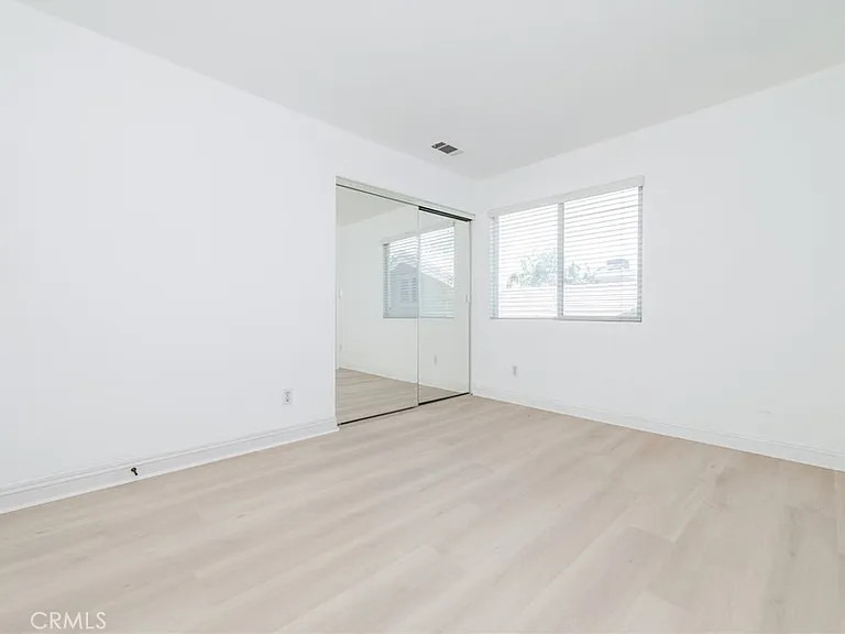 6915 Cedar Creek Rd — Photo 41