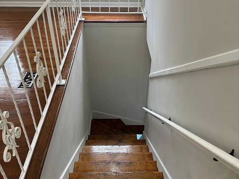 4404 Roman Dr — Photo 18