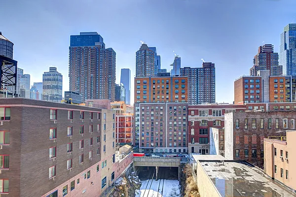 Rented by Halstead Real Estate | media 16