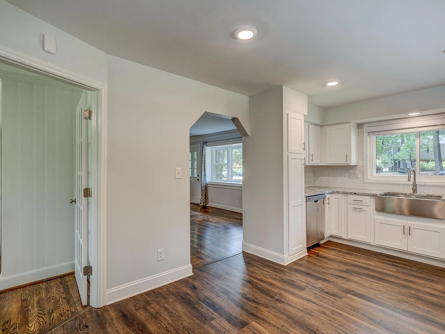 3020 Alabama Ave — Photo 4