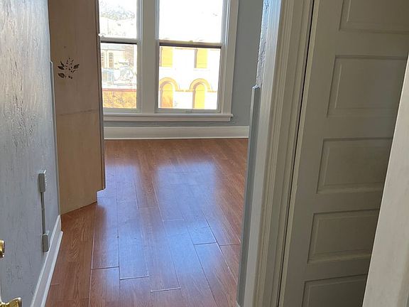 3rd image of 129 N Cortez St #303
