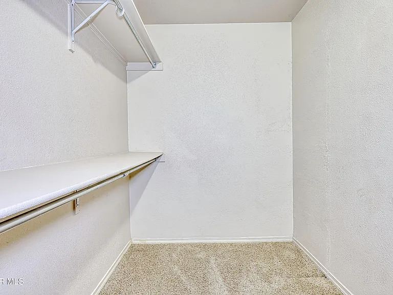 14325 Woods Point Ave — Photo 28