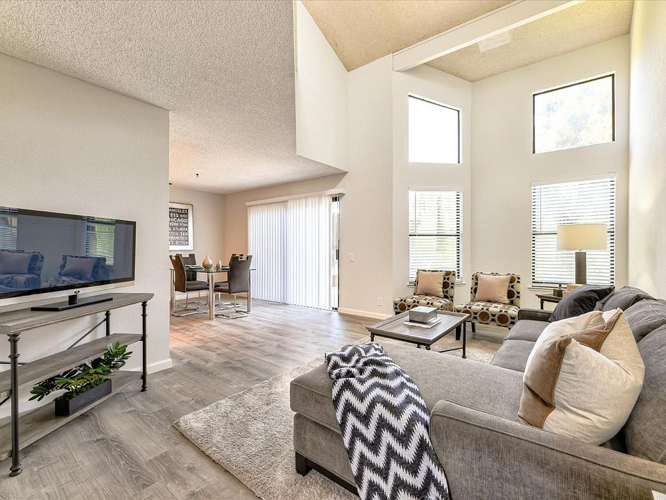 1st image of 4720 Cielo Vista Way