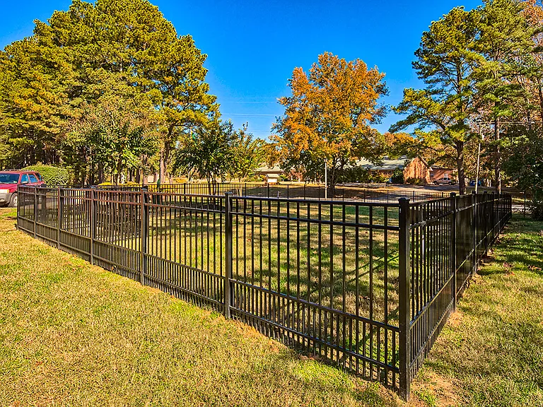 Colonial Pines — Photo 8
