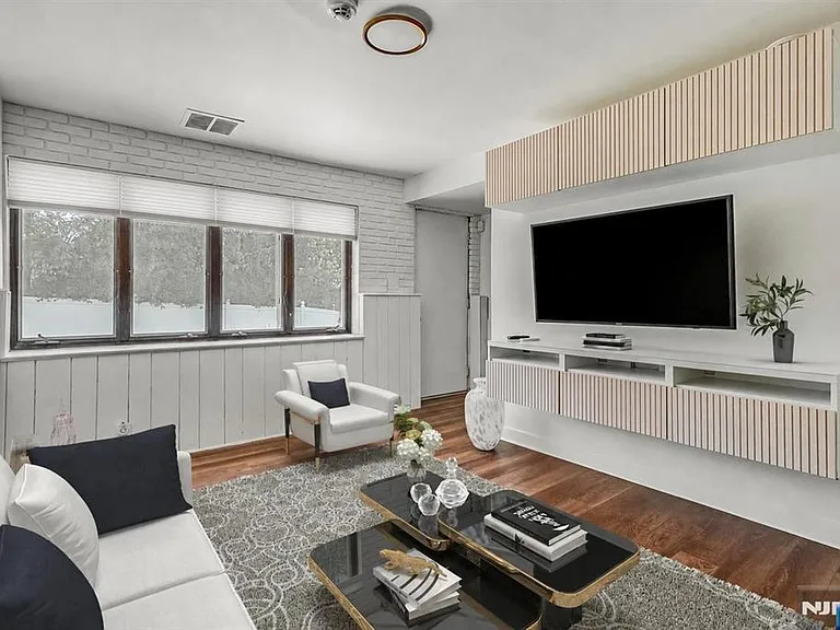 32 Brantwood Pl — Photo 17