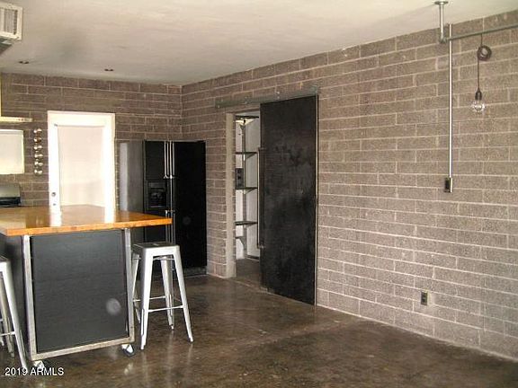 3rd image of 346 E Papago Dr