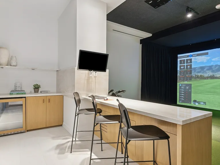 Maple Terrace Residences Golf Simulator