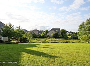 7234 Roxbury Ct, LONG GROVE, IL 60060