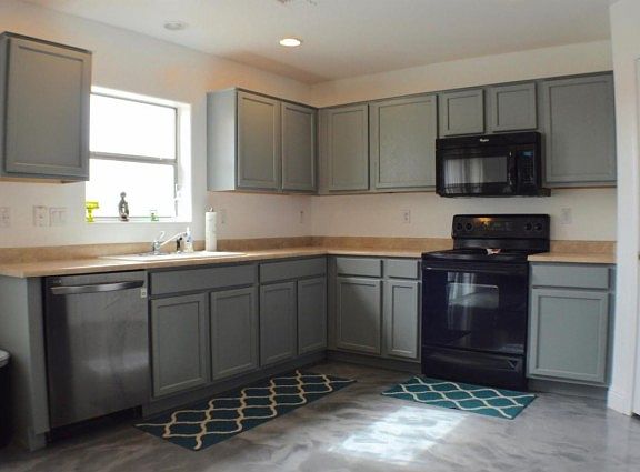 4th image of 1305 E Harold Dr
