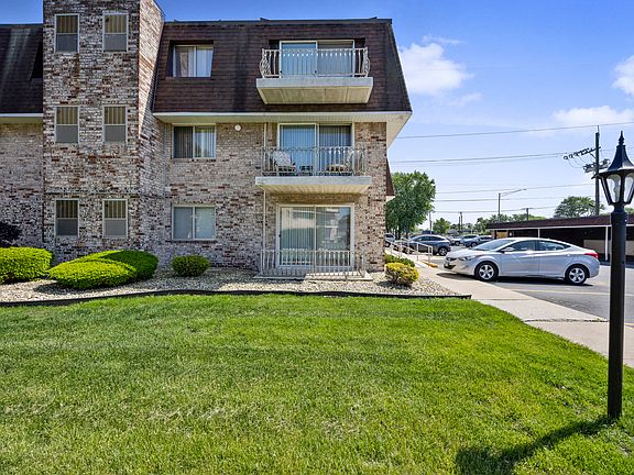 4th image of 3237 S Manor Dr APT 110