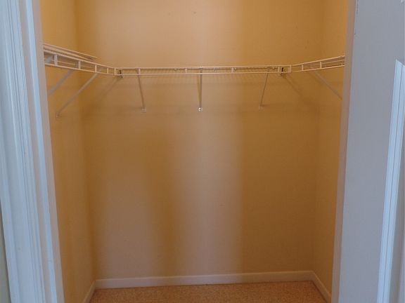 5th image of 4195 Greensbury Dr