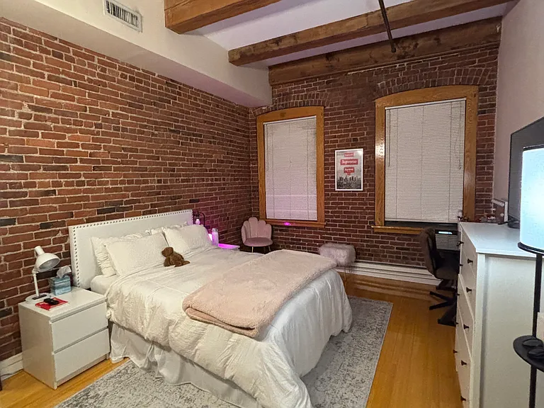 254 Friend St #4 — Photo 2