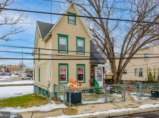 1313 Worrell St, Crum Lynne, PA 19022