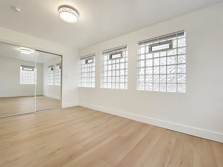 104 King Ave — Photo 12