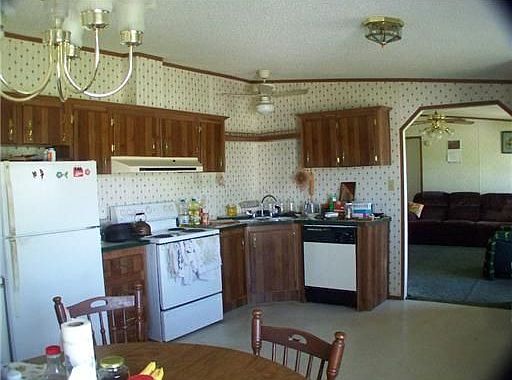 4th image of 3644 E Northbrook Cir