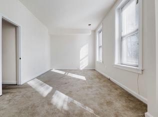 650 D St SE #1, Washington, DC 20003
