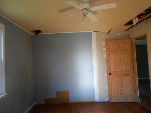 4th image of 510 W South 4th St