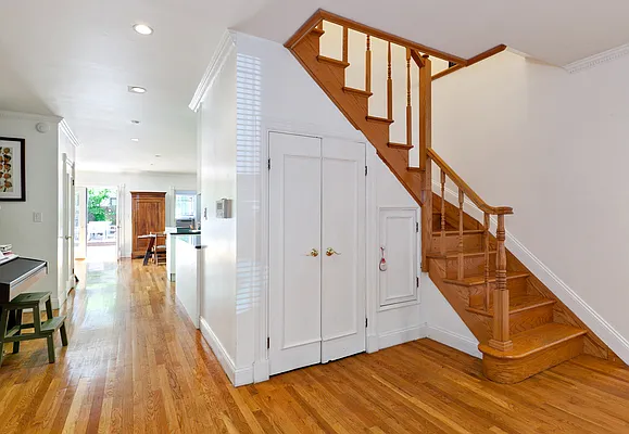 Rented by Douglas Elliman | media 4