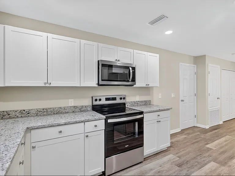 1509 W 8th Ave — Photo 2