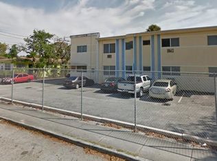71 NW 76th St APT 18, Miami, FL 33150