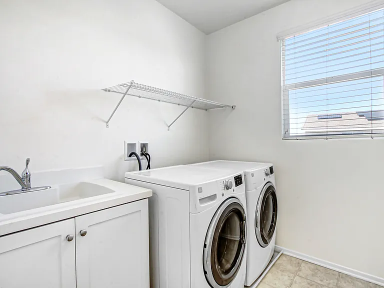 11627 Salvia St — Photo 21