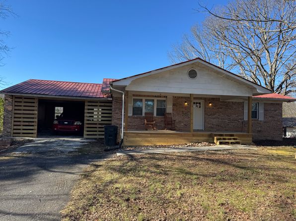 226 Medlin Rd NW