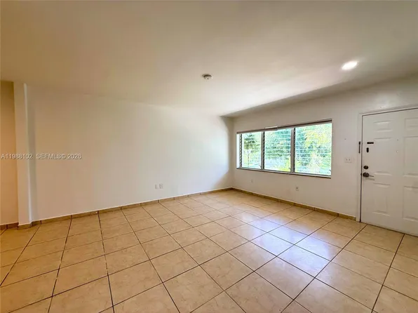 1176 Marseille Dr #2, Miami Beach, FL 33141