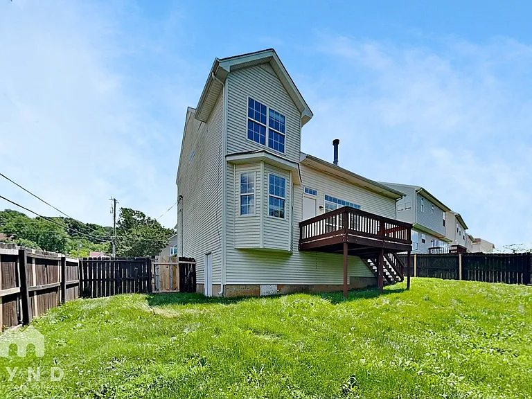 3100 Creekview Ln — Photo 20
