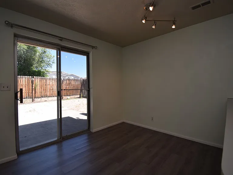 1885 E Jeremy Ct — Photo 19
