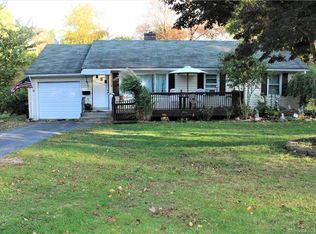 28 Fletcher Rd, Wethersfield, CT 06109