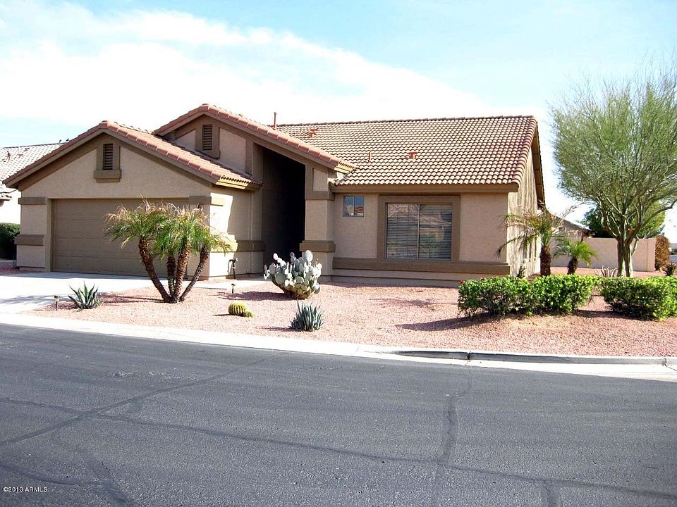 1st image of 15549 W Catalina Dr