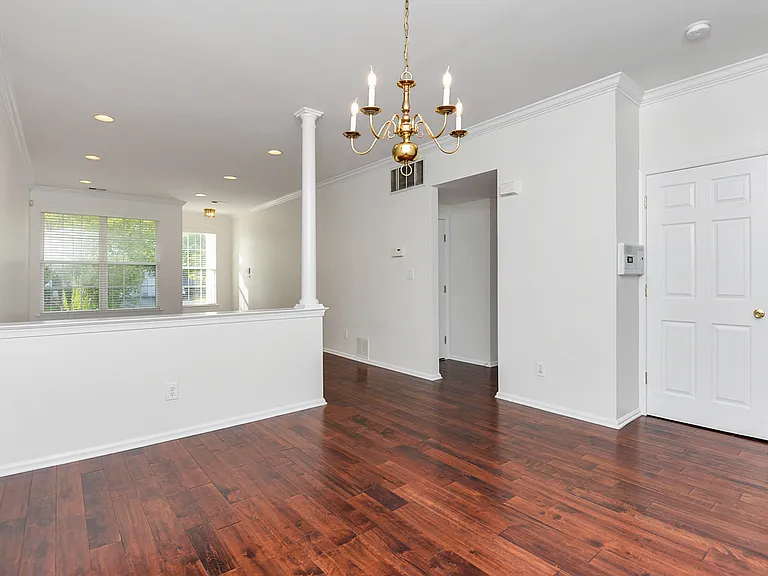 26 Normandy Dr — Photo 10